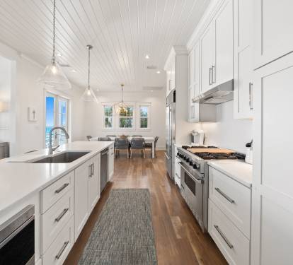 Offering High-End, Stainless Steel Appliances