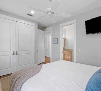 2nd Floor Guest Bedroom - Providing Private Access to the Jack and Jill Bathroom