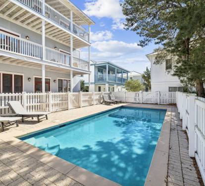 Expansive Private, Heated Pool - Perfect for Making a Splash!