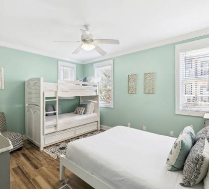 Queen Guest Suite - Twin Over Twin Bunk, Twin Trundle & Flat-Screen TV