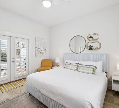 1st Floor - King Guest Suite