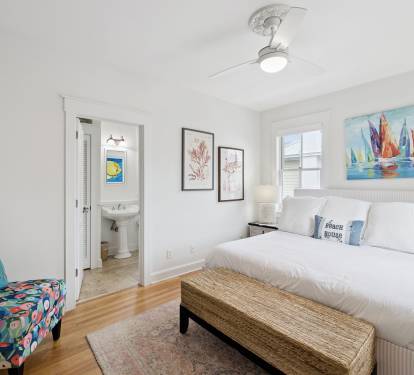 2nd Floor - Primary King Suite