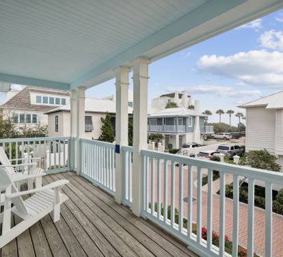 Unwind on the 2nd Floor Balcony!
