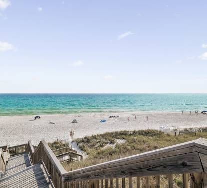 Prime Beach Access - Right Across the Street!