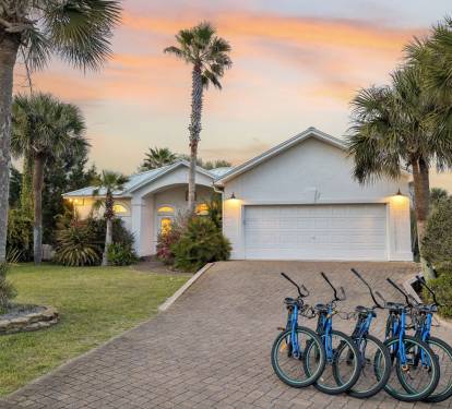 Your Dream Vacation Awaits at 'Emerald Coast Oasis'!