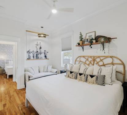 Relax & Unwind in the King Guest Suite