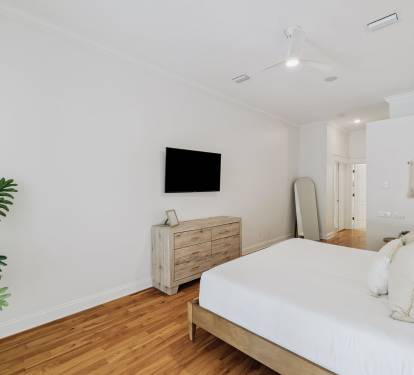 Primary King Suite - Patio Access + Flat-Screen TV