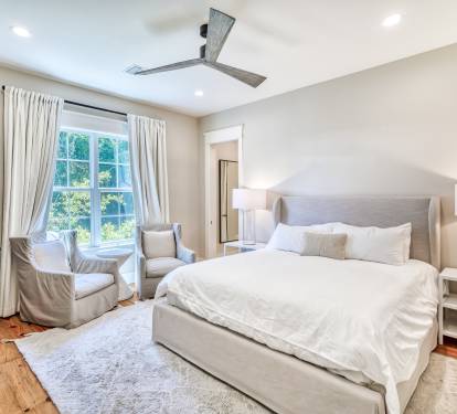 1st Floor - Primary King Suite