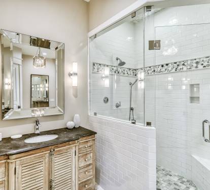 Primary King En-Suite - Walk-In Shower