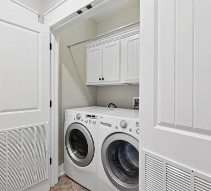 Full-Size Washer & Dryer