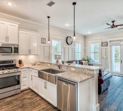 Open Concept Living areas!