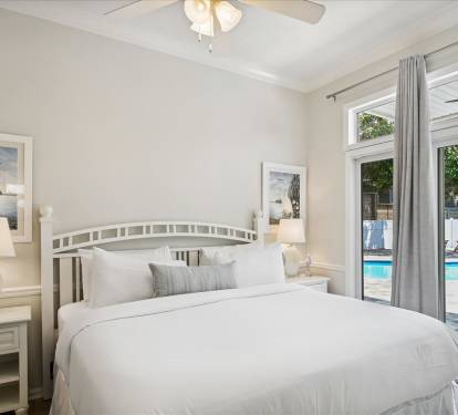 1st Floor - Guest Bedroom - King with Access to Pool