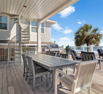 Grill Up Dinner & Enjoy Al Fresco Dining!