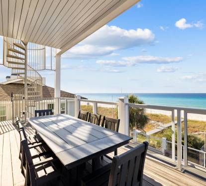 Enjoy Al Fresco Dining for 8 on the Balcony!