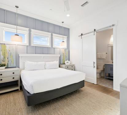 2nd Floor - King Guest Suite