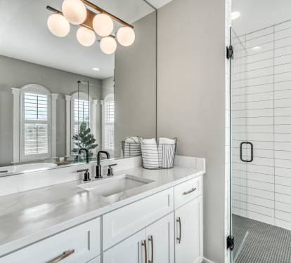 Primary En Suite - Enclosed Shower and Second Sink
