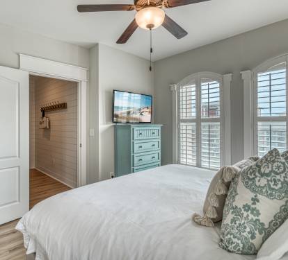 Guest Suite - King Size Bed