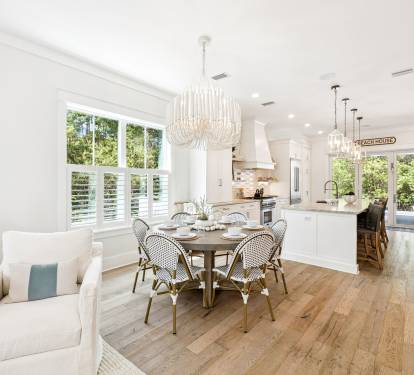 Dining Area with Seating for 6