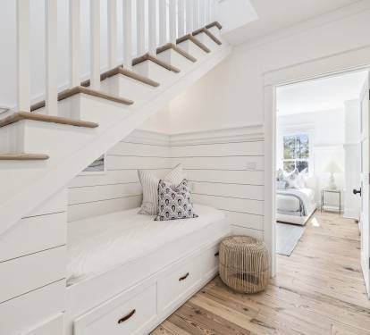 Twin Nook on the 2nd Floor Landing