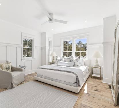 2nd Floor - Primary King Suite