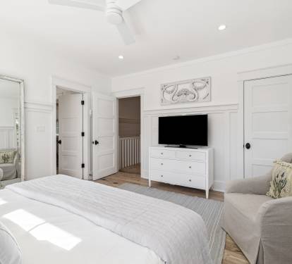 Primary King Suite - Equipped with a Flat-Screen TV