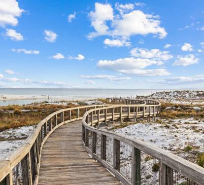Make Your Way to Deer Lake Beach Access!