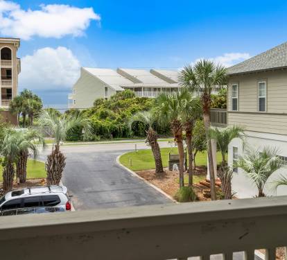 Peek a Boo Gulf Views from Balcony
