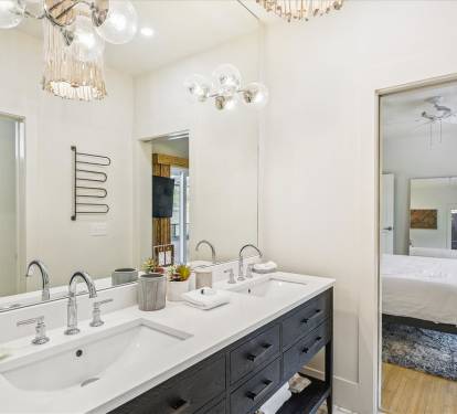 2nd Floor - Primary En Suite