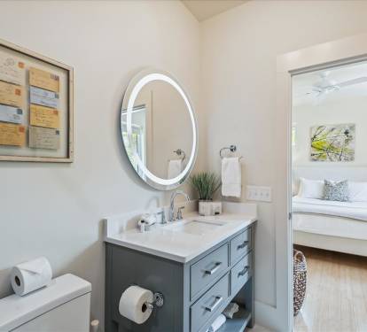 2nd Floor - Guest En Suite
