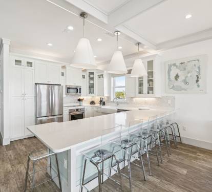 Fully Equipped Gourmet Chef's Kitchen