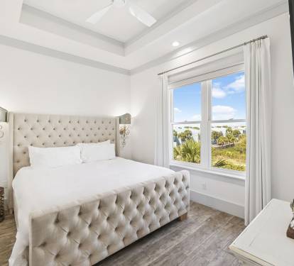 3rd Floor - King Guest Suite