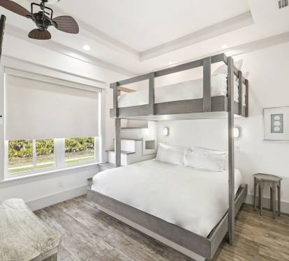 3rd Floor Bunk Room - Queen Over King Bunk + Flat-Screen TV