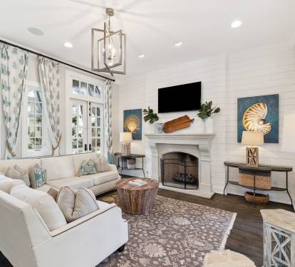 Cozy Living Area with Ample Seating