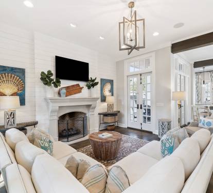 Open-Conept Living Area - Perfect for Entertaining
