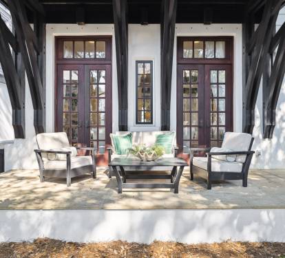 Cozy Back Patio - Perfect for Evening Cocktails