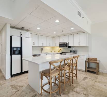 Spacious Kitchen - Perfect for Cooking Gourmet
