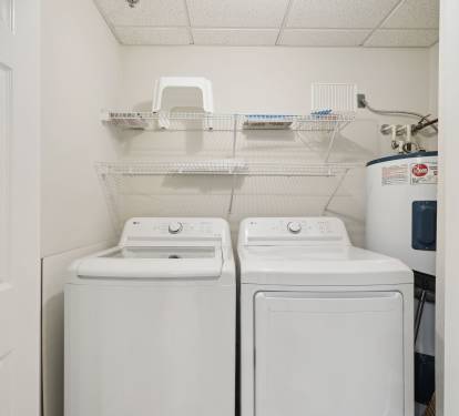 Full Size Washer & Dryer