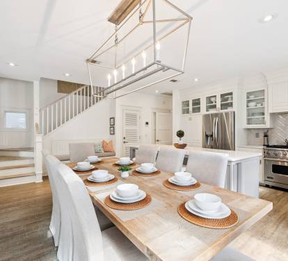 Dining Area with Seating for 8