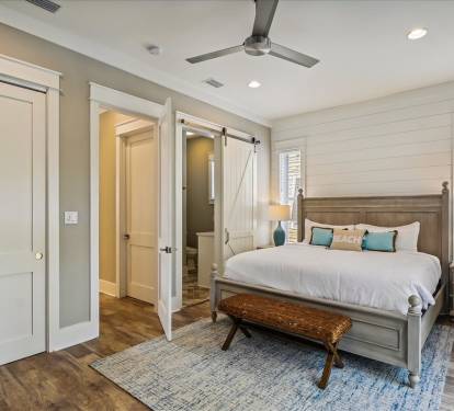 1st Floor - King Guest Suite