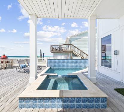 Make A Splash in the Gulf-Front Private Pool!
