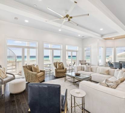 Ample Space to Gather & Entertain with Family & Friends!