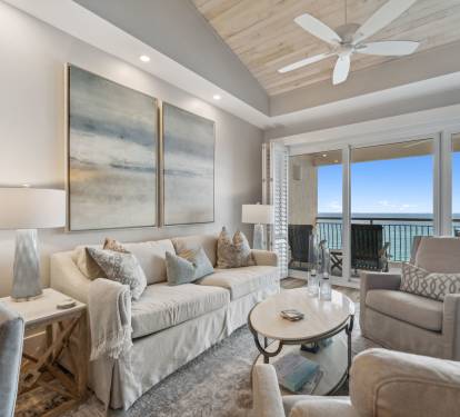 Luxury GULF Front Condo!