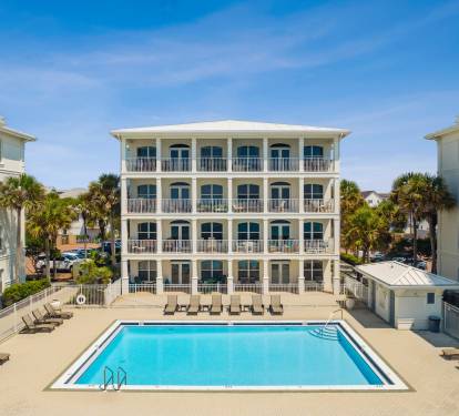 Community Pool and Beach Access Steps Away!