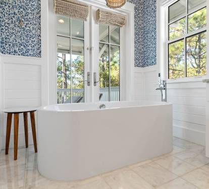 2nd Floor - Primary En Suite - Two Sinks/Shower/Tub