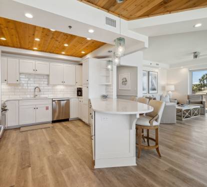 Cook In Style in this Gourmet Kitchen!