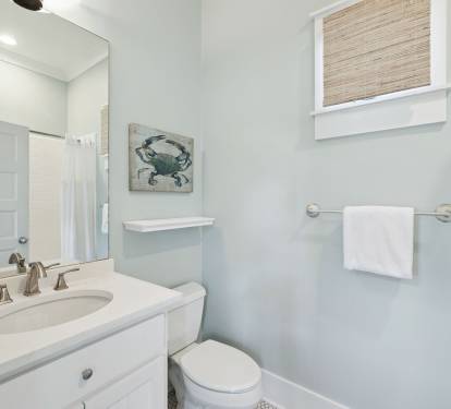 1st Floor Shared Guest Bathroom - Single Vanity