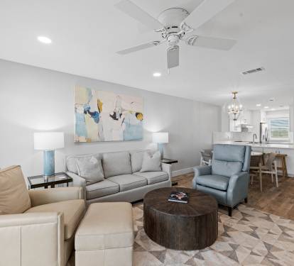 Cozy Living Area with Ample Seating