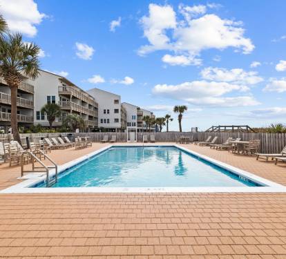 Spend Sunny Days at the Community Pool!