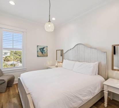 3rd Floor - King Guest Suite