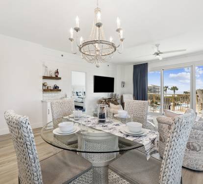 Dining Area with Seating for 4